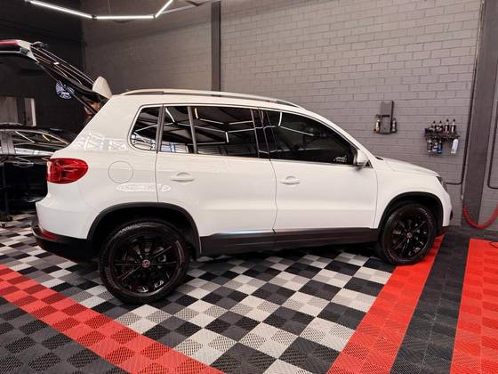 VOLKSWAGEN TIGUAN 2.0 TSI 16V TURBO GASOLINA 4P TIPTRONIC VOLKSWAGEN TIGUAN 2.0 TSI 16V TURBO GASOLINA 4P TIPTRONIC